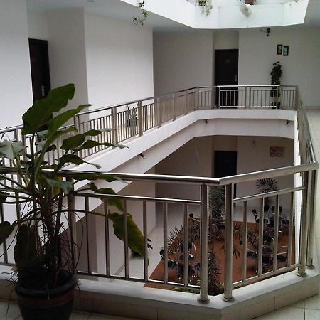 Hotel Lucky Inn Manado Exteriér fotografie